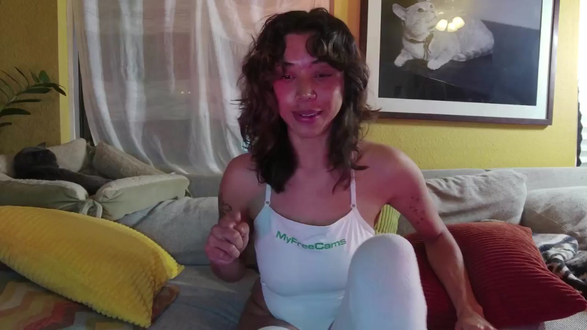 Gallery image thumbnail from KissingHigh's myfreecams stream on, 03/25/2025, 03:17 image 5 of 20