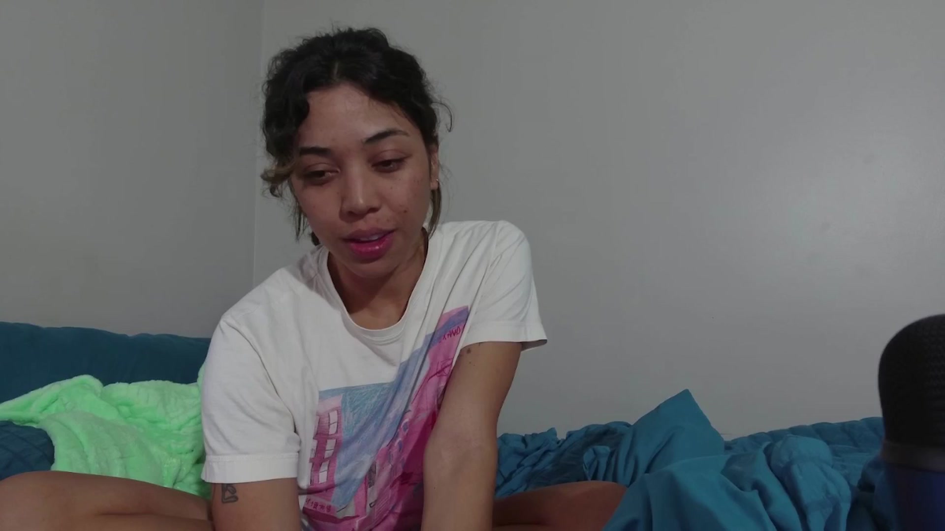 Gallery image thumbnail from KissingHigh's myfreecams stream on, 03/29/2025, 23:43 image 3 of 20