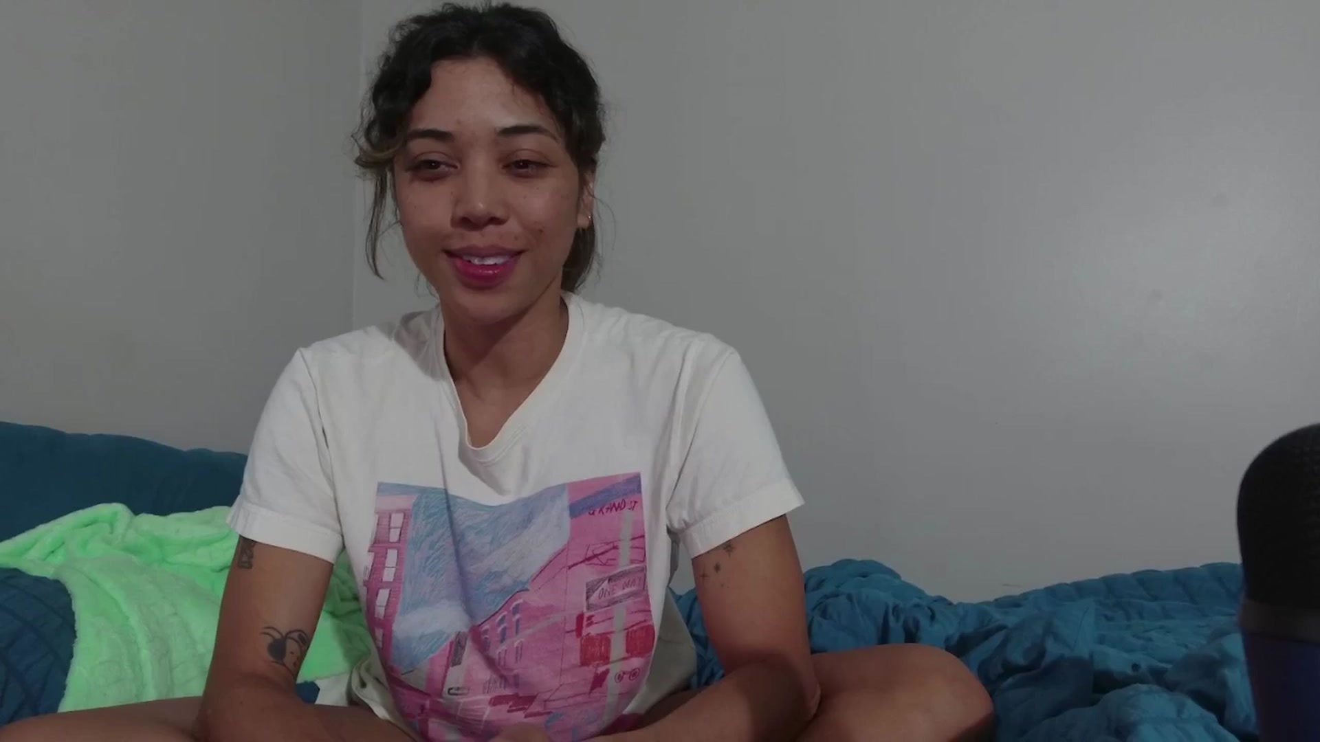 Gallery image thumbnail from KissingHigh's myfreecams stream on, 03/29/2025, 23:43 image 8 of 20