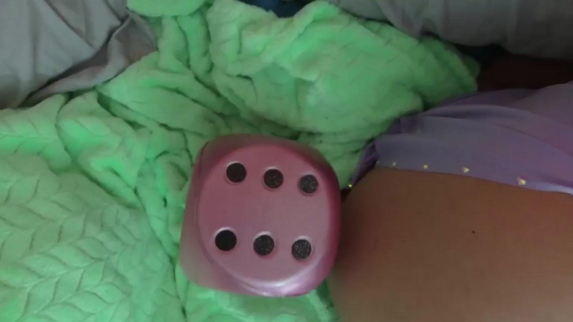 Gallery image thumbnail from KissingHigh's myfreecams stream on, 06/13/2025, 02:56 image 3 of 20