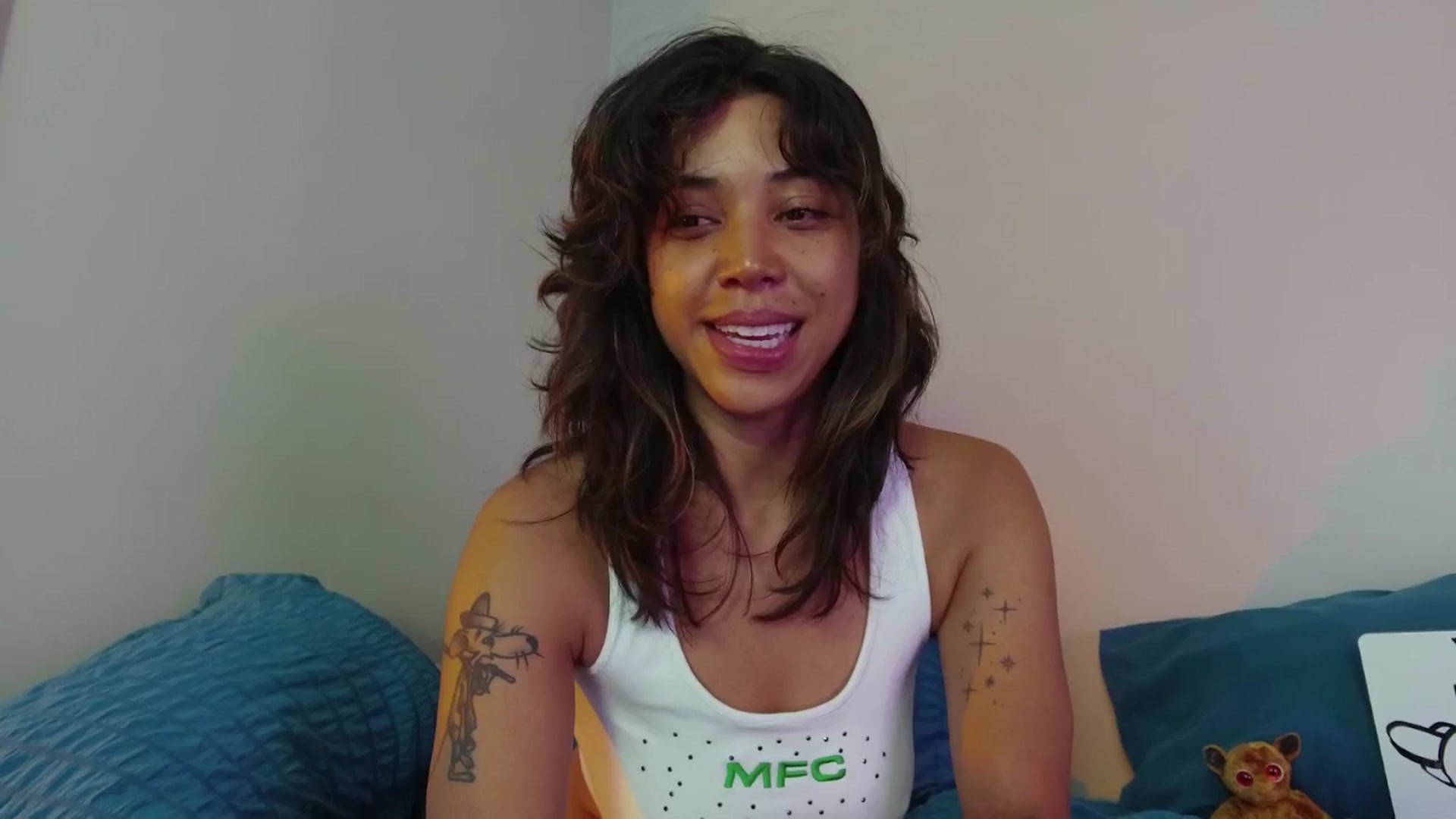Gallery image thumbnail from KissingHigh's myfreecams stream on, 07/06/2025, 16:45 image 6 of 20