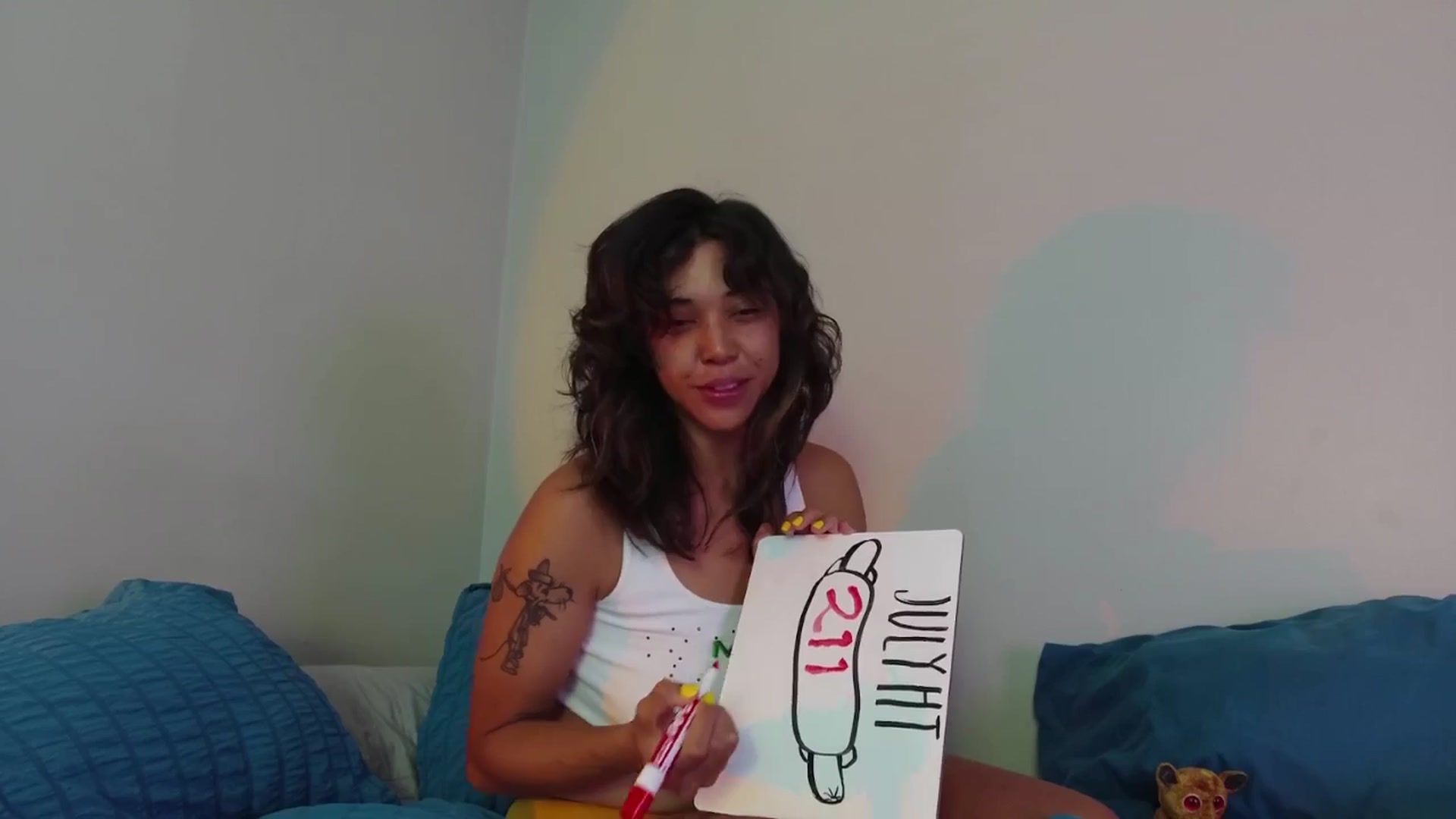 Gallery image thumbnail from KissingHigh's myfreecams stream on, 07/06/2025, 17:44 image 7 of 20