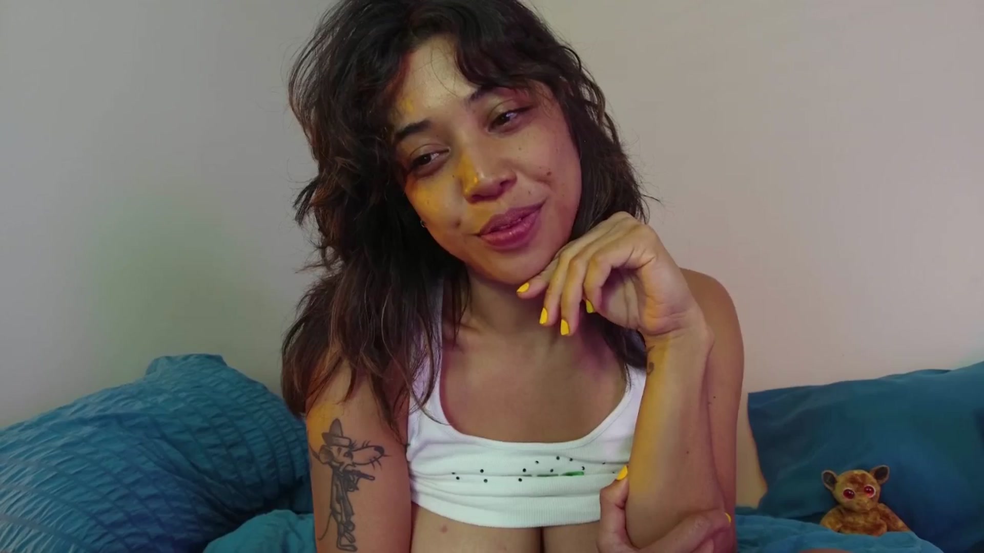 Gallery image thumbnail from KissingHigh's myfreecams stream on, 07/06/2025, 17:44 image 2 of 20