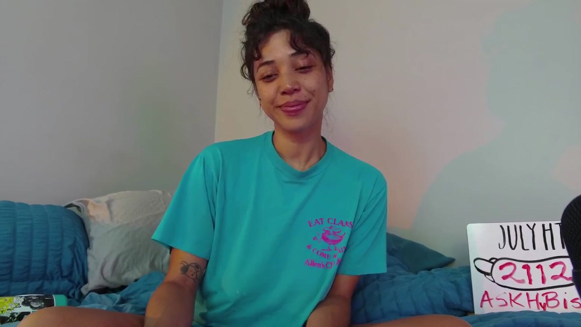 Gallery image thumbnail from KissingHigh's myfreecams stream on, 07/07/2025, 17:17 image 11 of 20