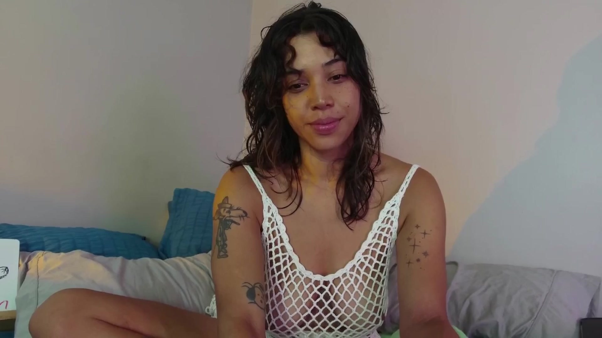 Gallery image thumbnail from KissingHigh's myfreecams stream on, 07/17/2025, 22:55 image 3 of 20
