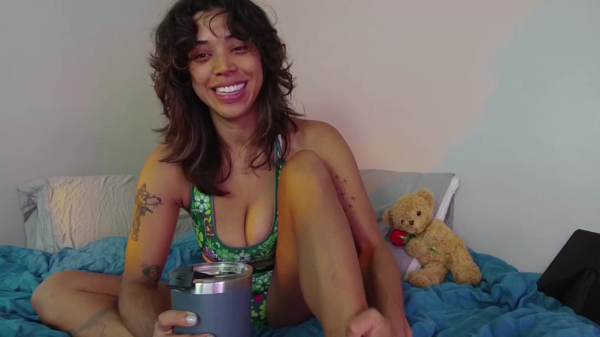 Gallery image thumbnail from KissingHigh's myfreecams stream on, 07/20/2025, 17:53 image 2 of 20
