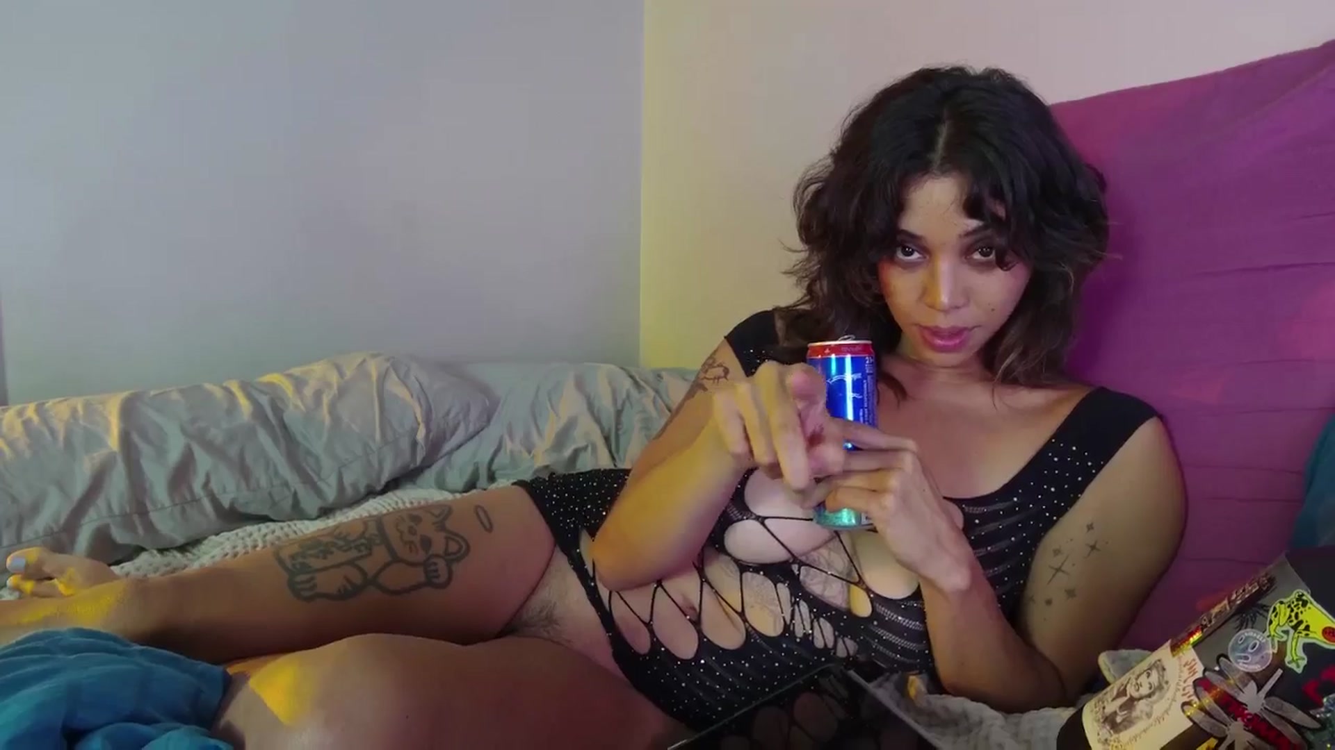 Gallery image thumbnail from KissingHigh's myfreecams stream on, 07/26/2025, 02:01 image 9 of 20