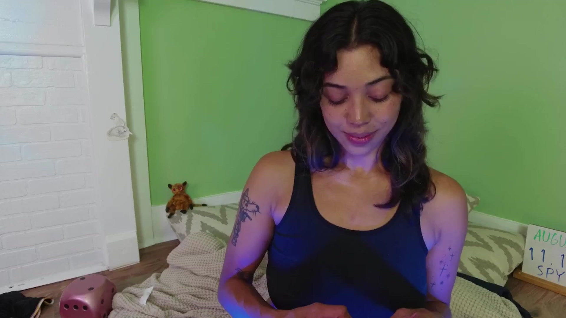 Gallery image thumbnail from KissingHigh's myfreecams stream on, 08/14/2025, 02:08 image 3 of 20