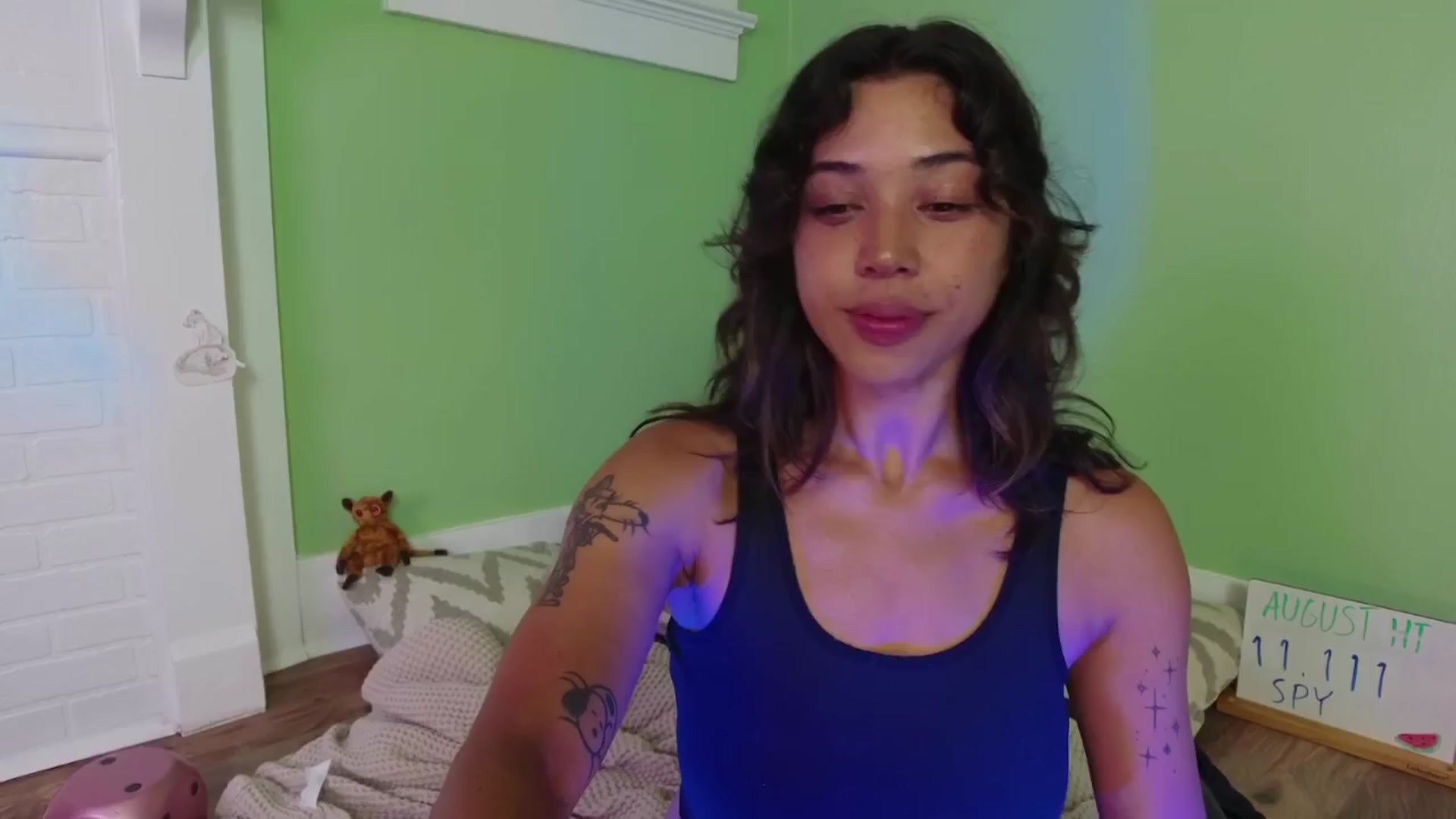 Gallery image thumbnail from KissingHigh's myfreecams stream on, 08/14/2025, 02:08 image 1 of 20