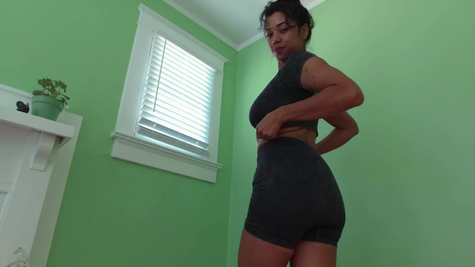 Gallery image thumbnail from KissingHigh's myfreecams stream on, 08/24/2025, 17:49 image 1 of 20