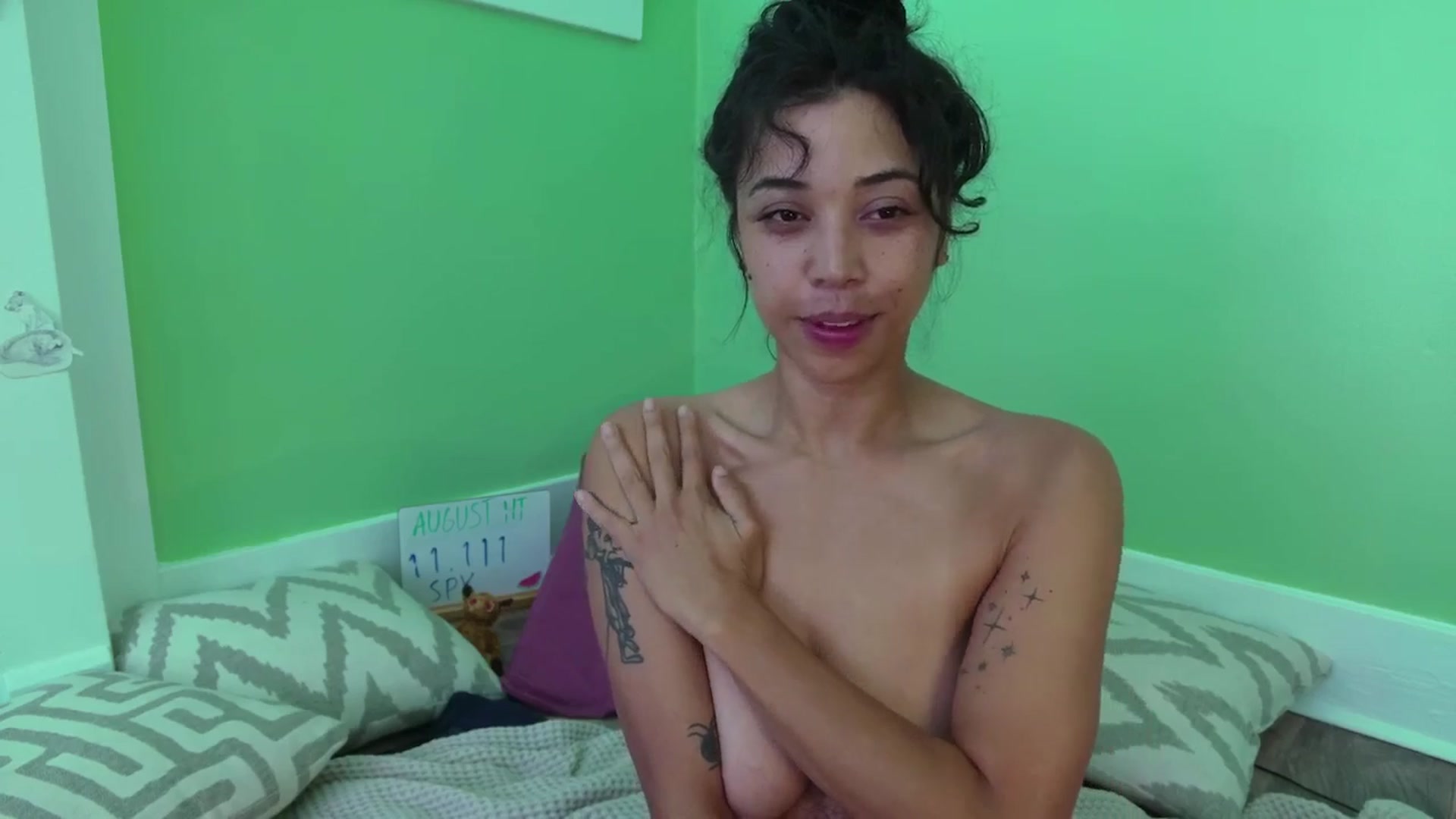Gallery image thumbnail from KissingHigh's myfreecams stream on, 08/24/2025, 17:49 image 14 of 20