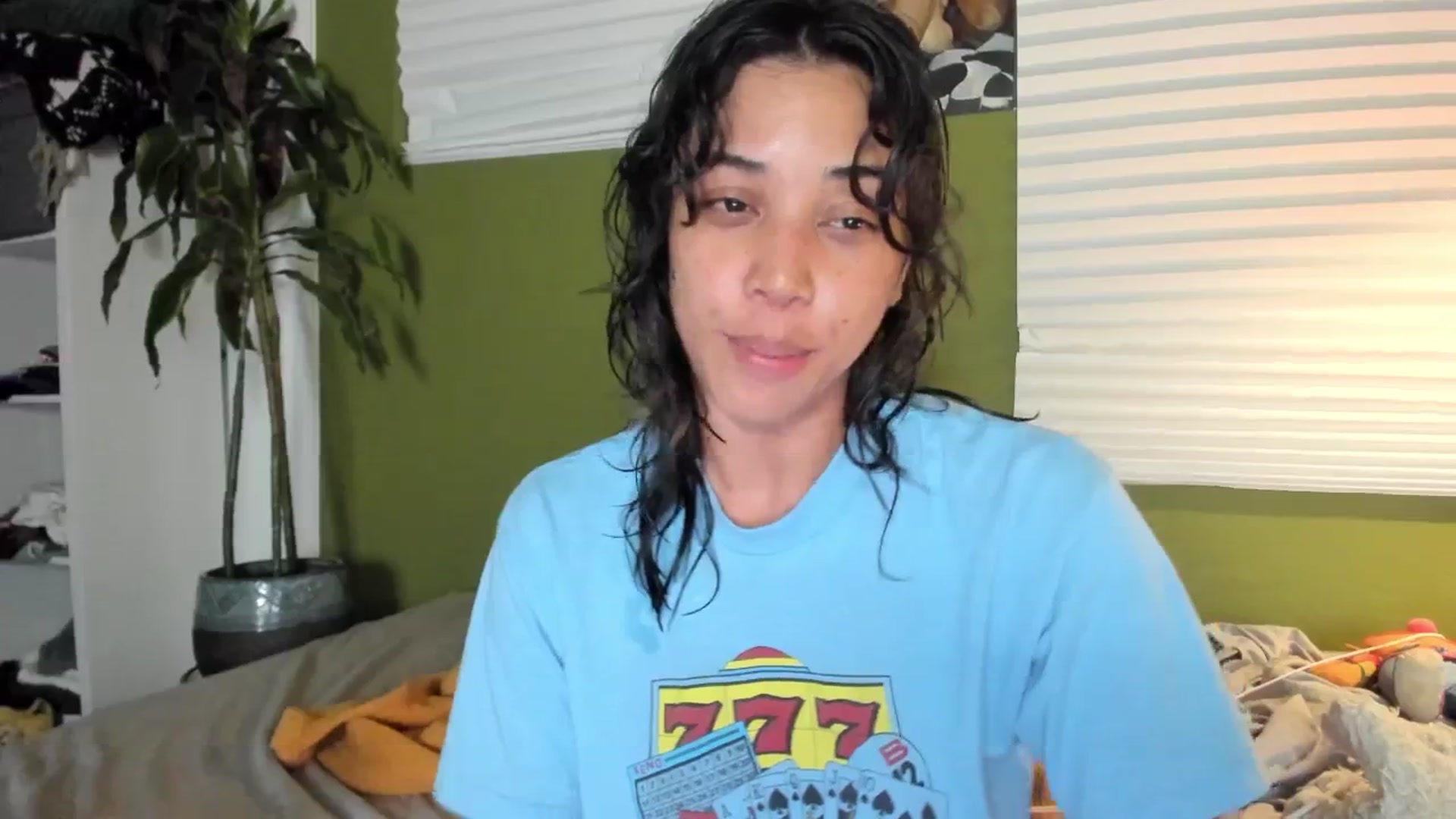 Gallery image thumbnail from KissingHigh's myfreecams stream on, 10/14/2025, 01:56 image 7 of 20