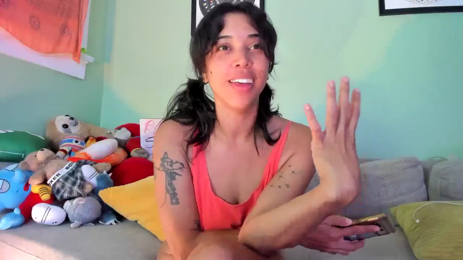 Gallery image thumbnail from KissingHigh's myfreecams stream on, 11/14/2025, 03:55 image 4 of 20