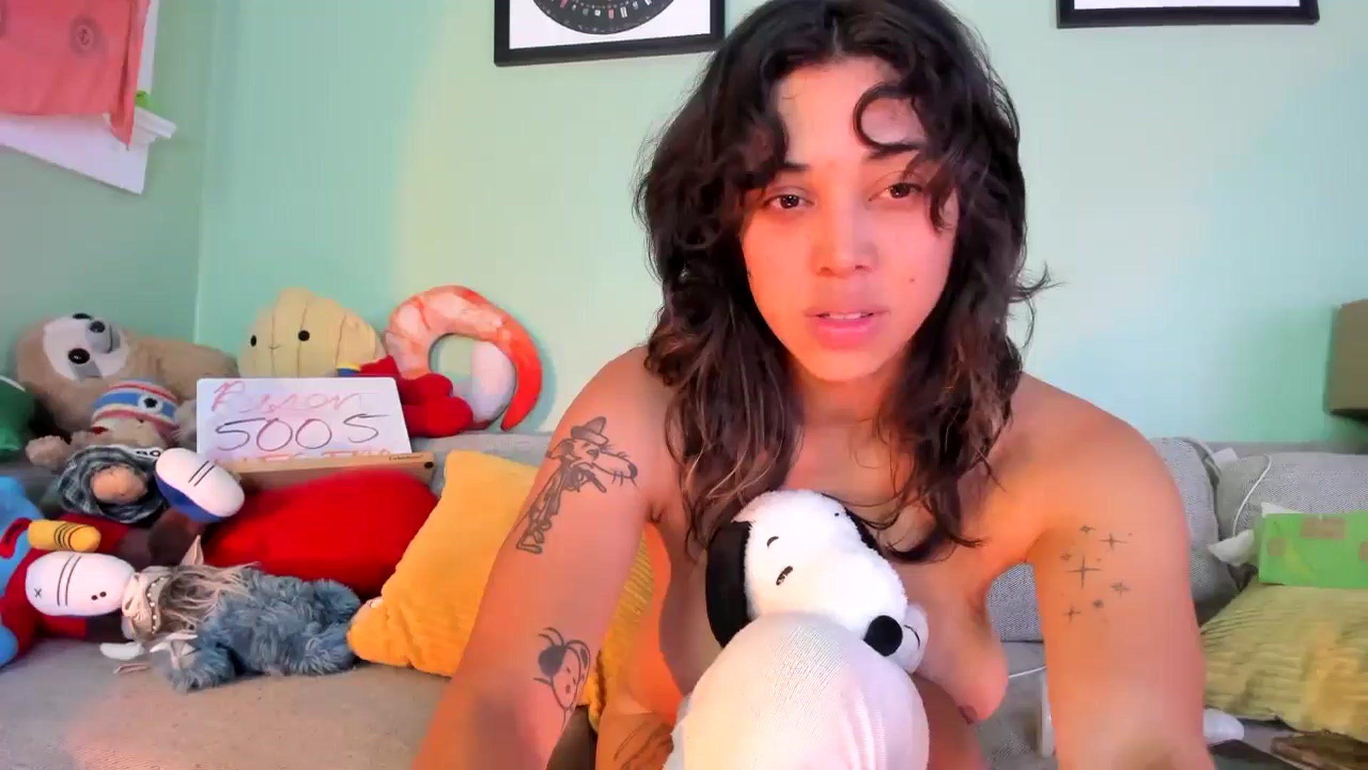 Gallery image thumbnail from KissingHigh's myfreecams stream on, 11/23/2025, 04:30 image 9 of 20