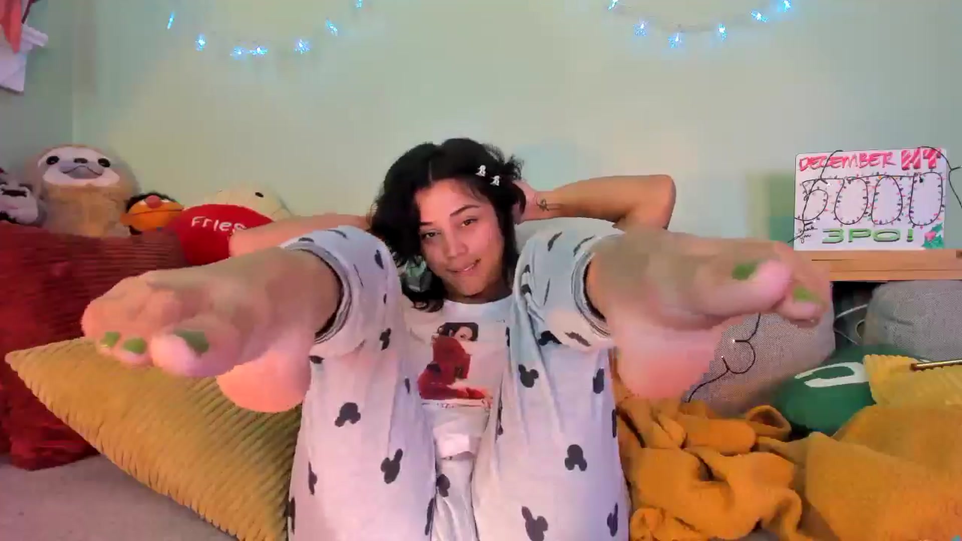 Gallery image thumbnail from KissingHigh's myfreecams stream on, 12/23/2025, 04:10 image 5 of 20