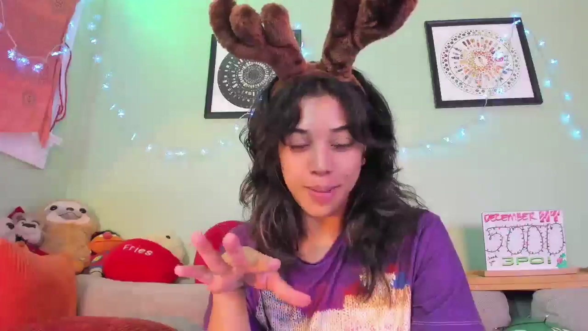 Gallery image thumbnail from KissingHigh's myfreecams stream on, 12/24/2025, 04:06 image 4 of 20
