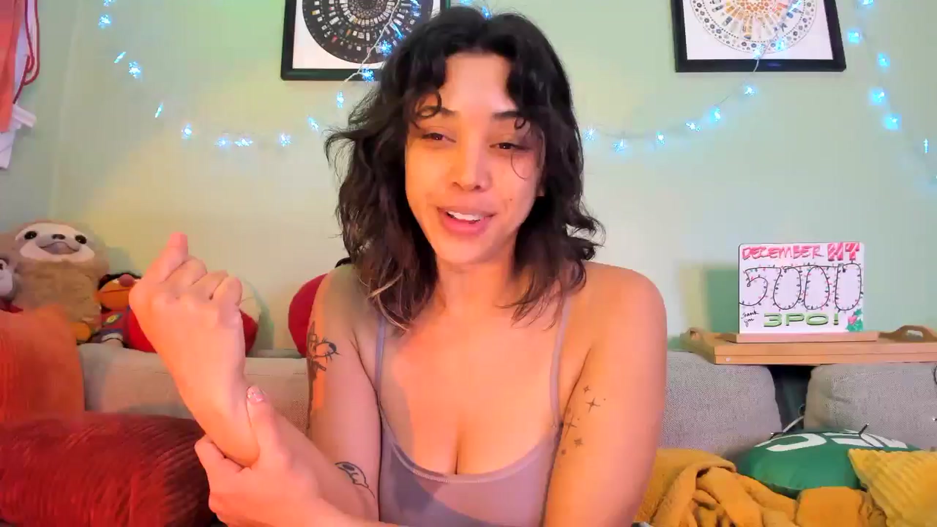 Gallery image thumbnail from KissingHigh's myfreecams stream on, 12/27/2025, 03:17 image 9 of 20