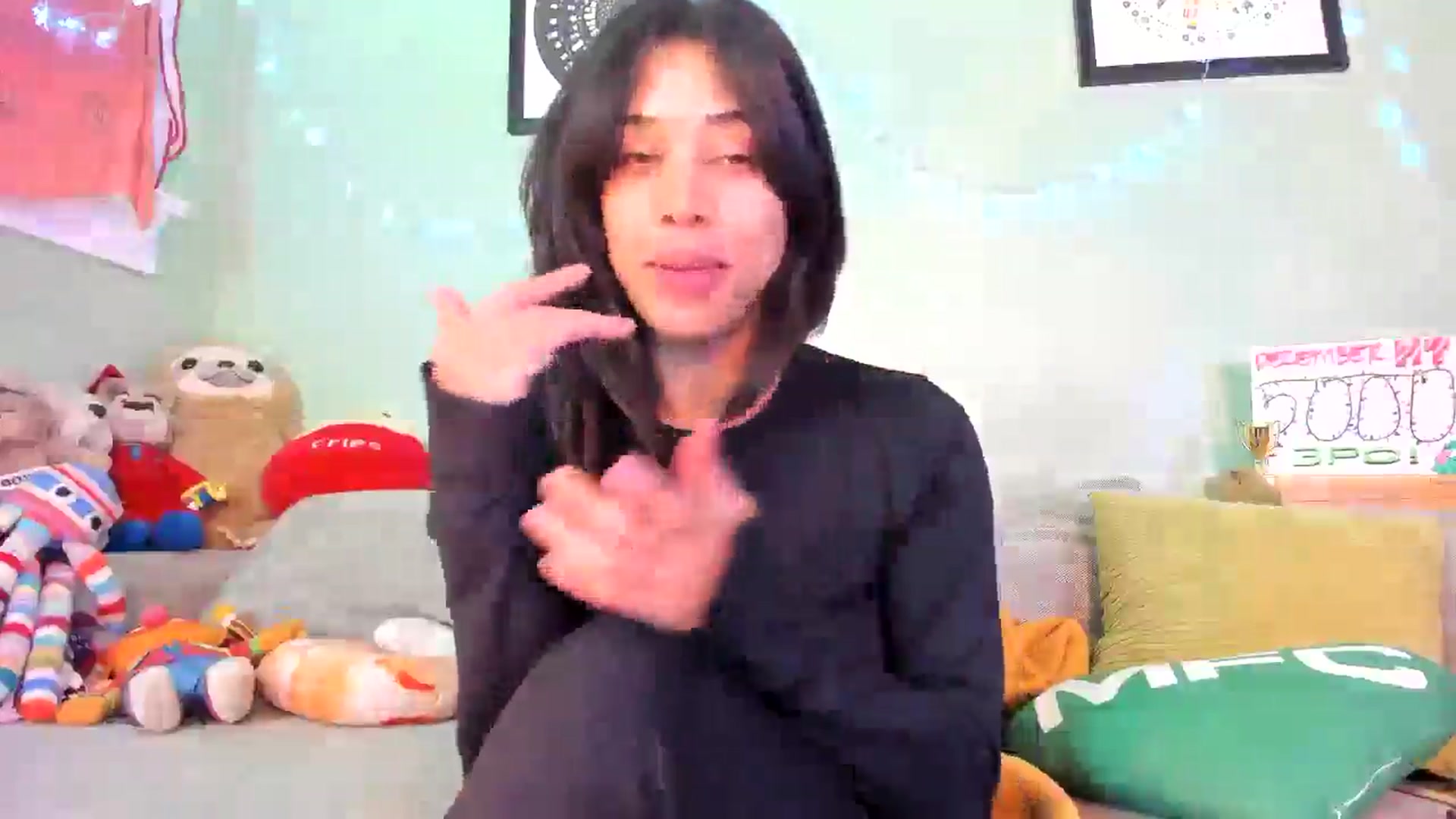 Gallery image thumbnail from KissingHigh's myfreecams stream on, 12/30/2025, 03:40 image 17 of 20