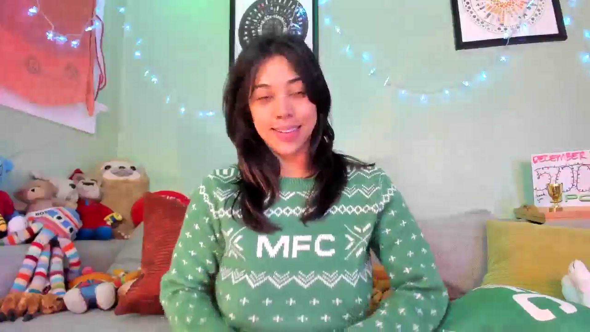 Gallery image thumbnail from KissingHigh's myfreecams stream on, 12/31/2025, 03:54 image 9 of 20