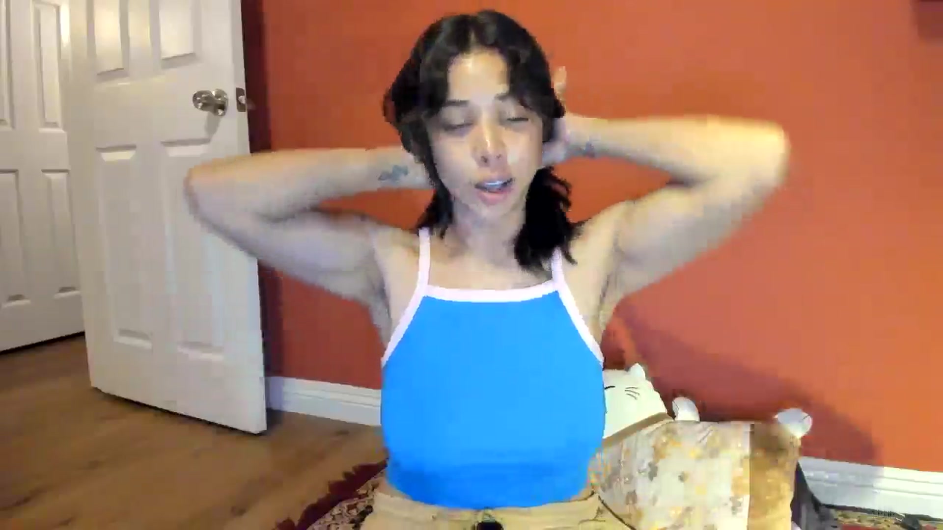 Gallery image thumbnail from KissingHigh's myfreecams stream on, 01/16/2026, 02:58 image 7 of 20