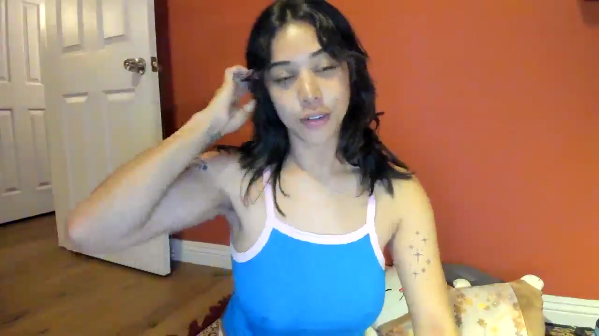 Gallery image thumbnail from KissingHigh's myfreecams stream on, 01/16/2026, 02:58 image 20 of 20