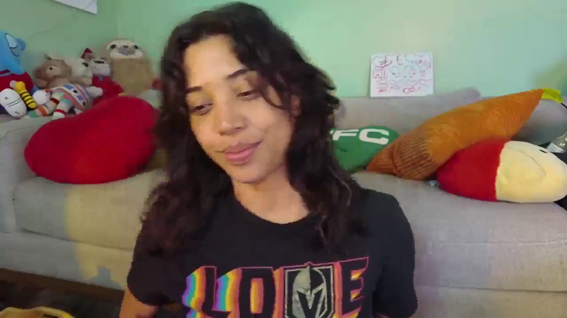 Gallery image thumbnail from KissingHigh's myfreecams stream on, 02/17/2026, 03:43 image 4 of 20