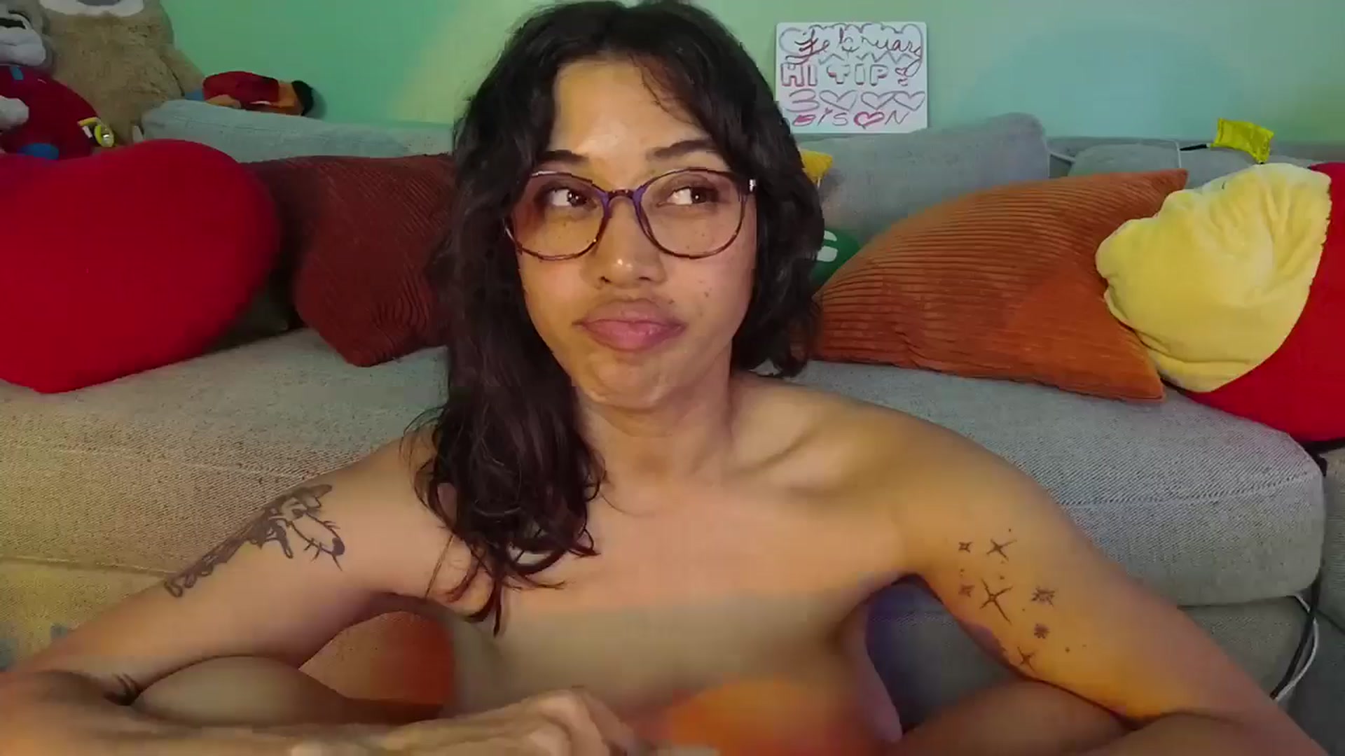 Gallery image thumbnail from KissingHigh's myfreecams stream on, 02/20/2026, 03:46 image 9 of 20