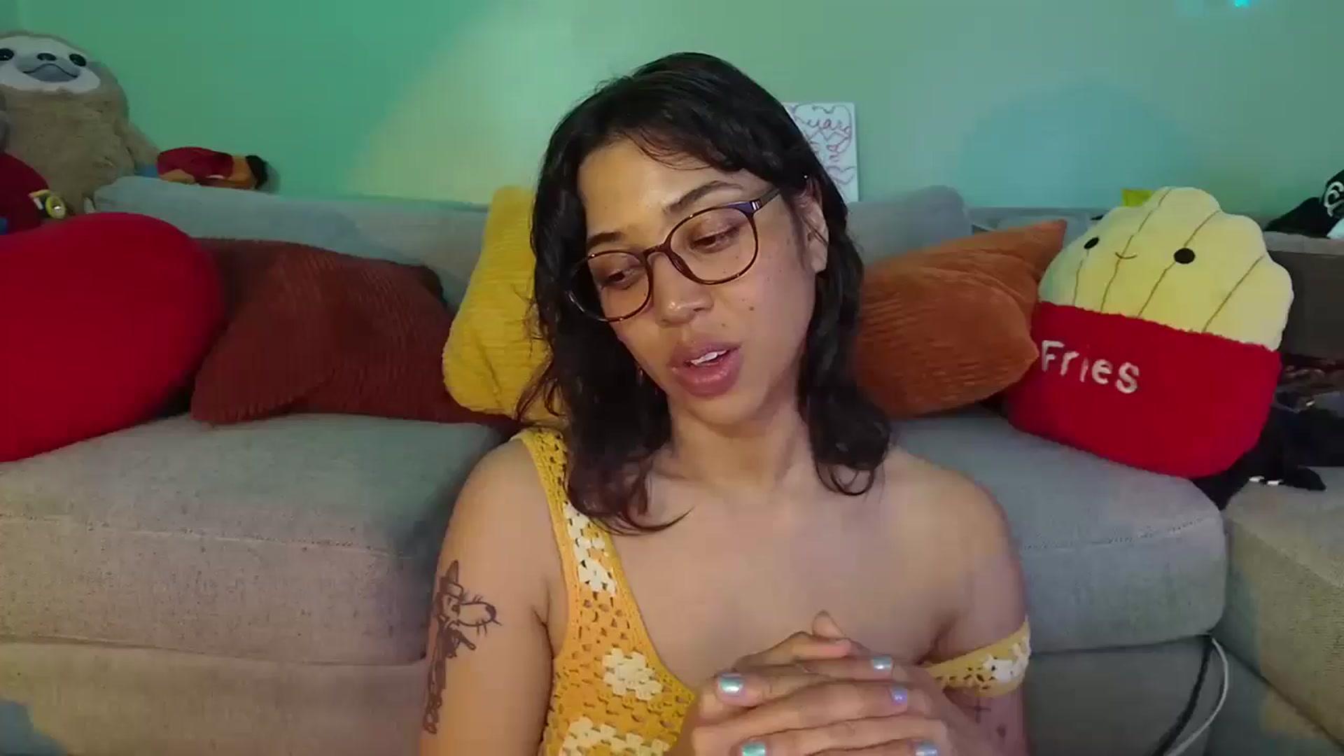 Gallery image thumbnail from KissingHigh's myfreecams stream on, 02/20/2026, 03:46 image 1 of 20