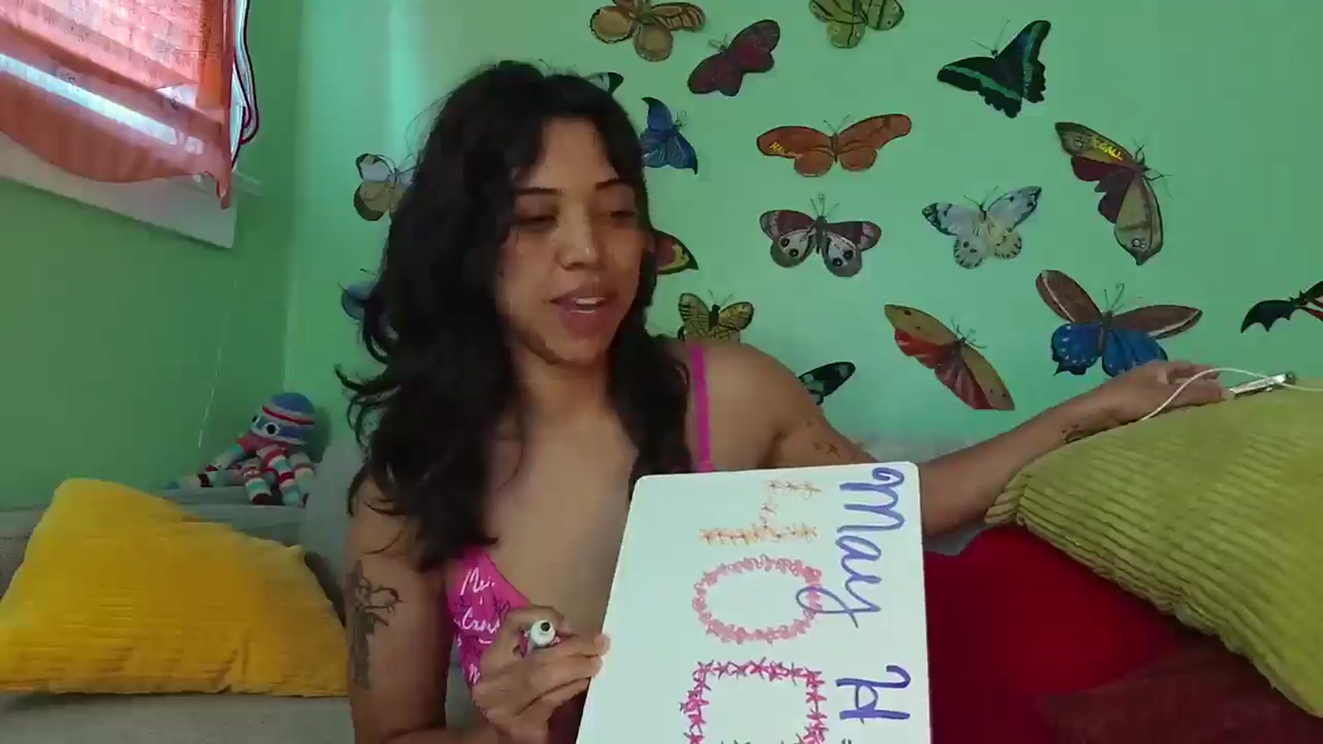 Gallery image thumbnail from KissingHigh's myfreecams stream on, 05/10/2026, 18:13 image 2 of 20