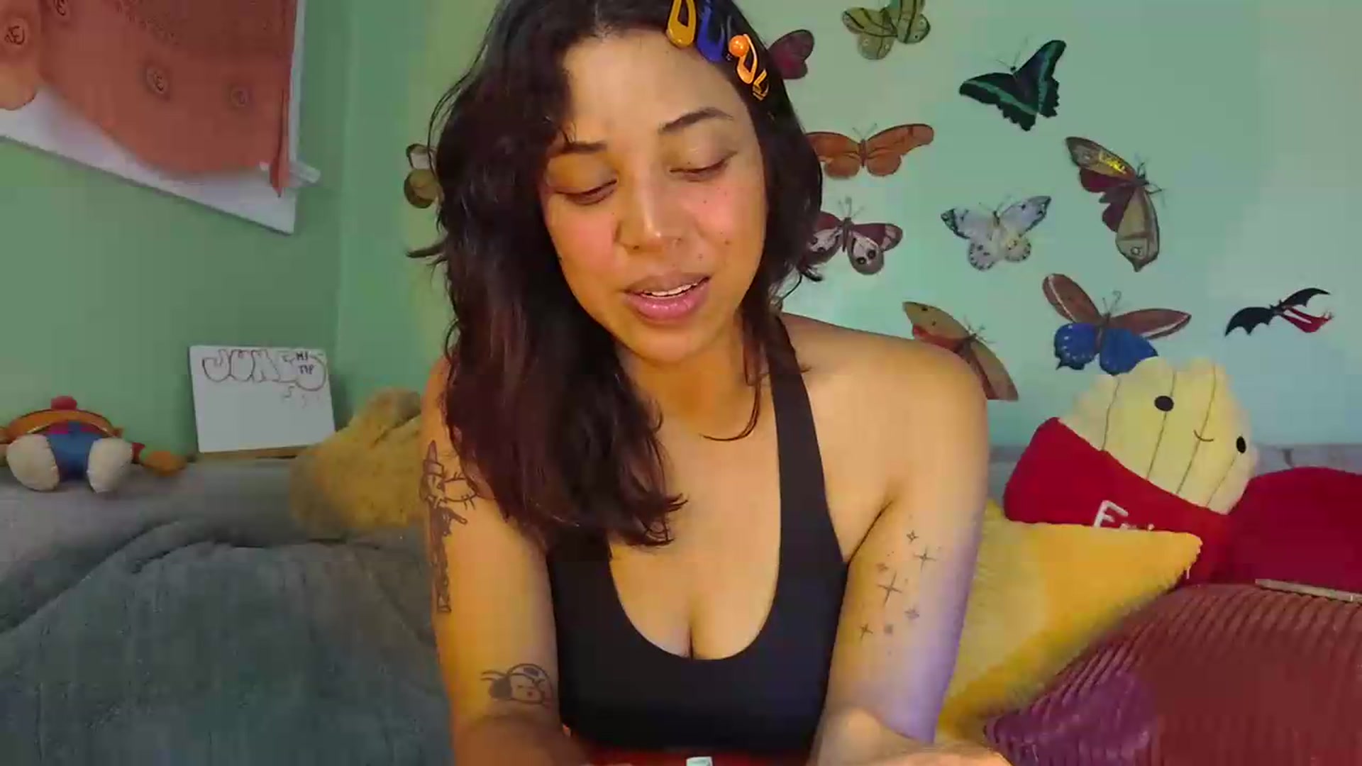 Gallery image thumbnail from KissingHigh's myfreecams stream on, 06/09/2026, 02:12 image 17 of 20