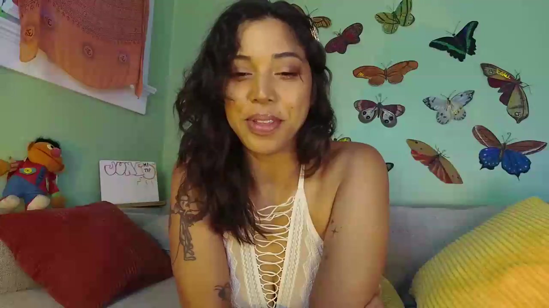 Gallery image thumbnail from KissingHigh's myfreecams stream on, 06/21/2026, 03:14 image 2 of 20