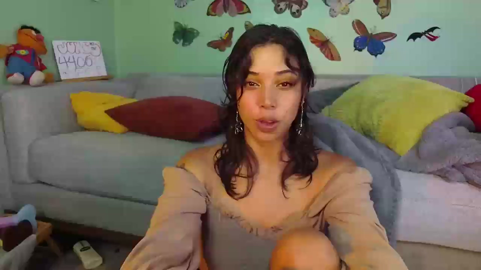 Gallery image thumbnail from KissingHigh's myfreecams stream on, 06/27/2026, 03:53 image 1 of 20