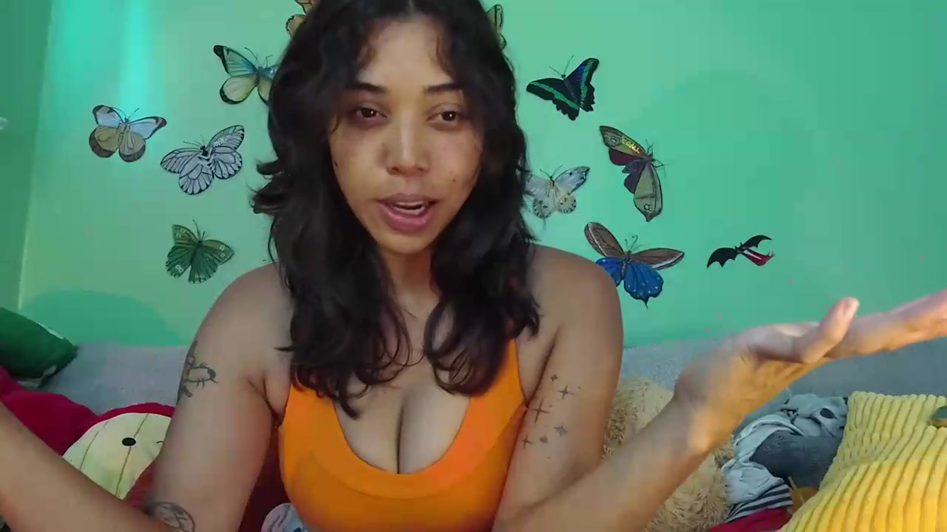 Gallery image thumbnail from KissingHigh's myfreecams stream on, 07/26/2026, 18:36 image 8 of 20