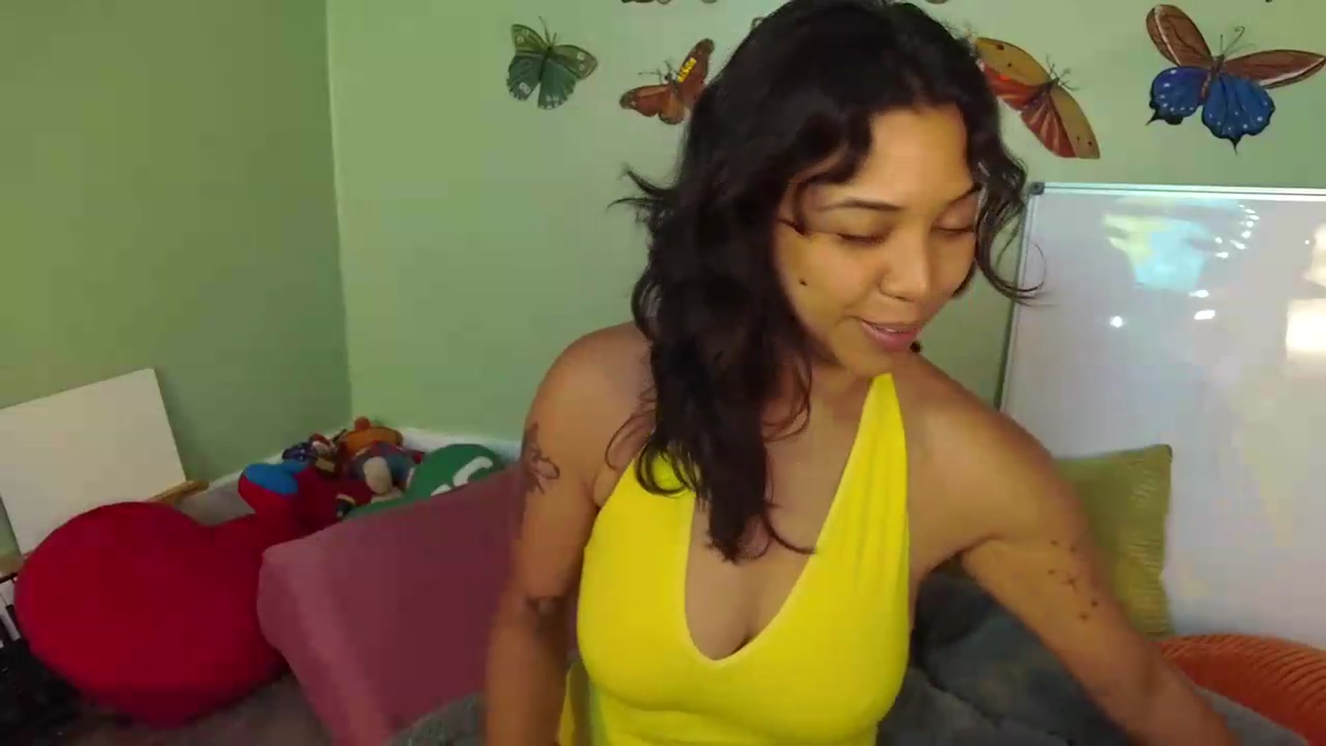 Gallery image thumbnail from KissingHigh's myfreecams stream on, 08/04/2026, 02:37 image 4 of 20