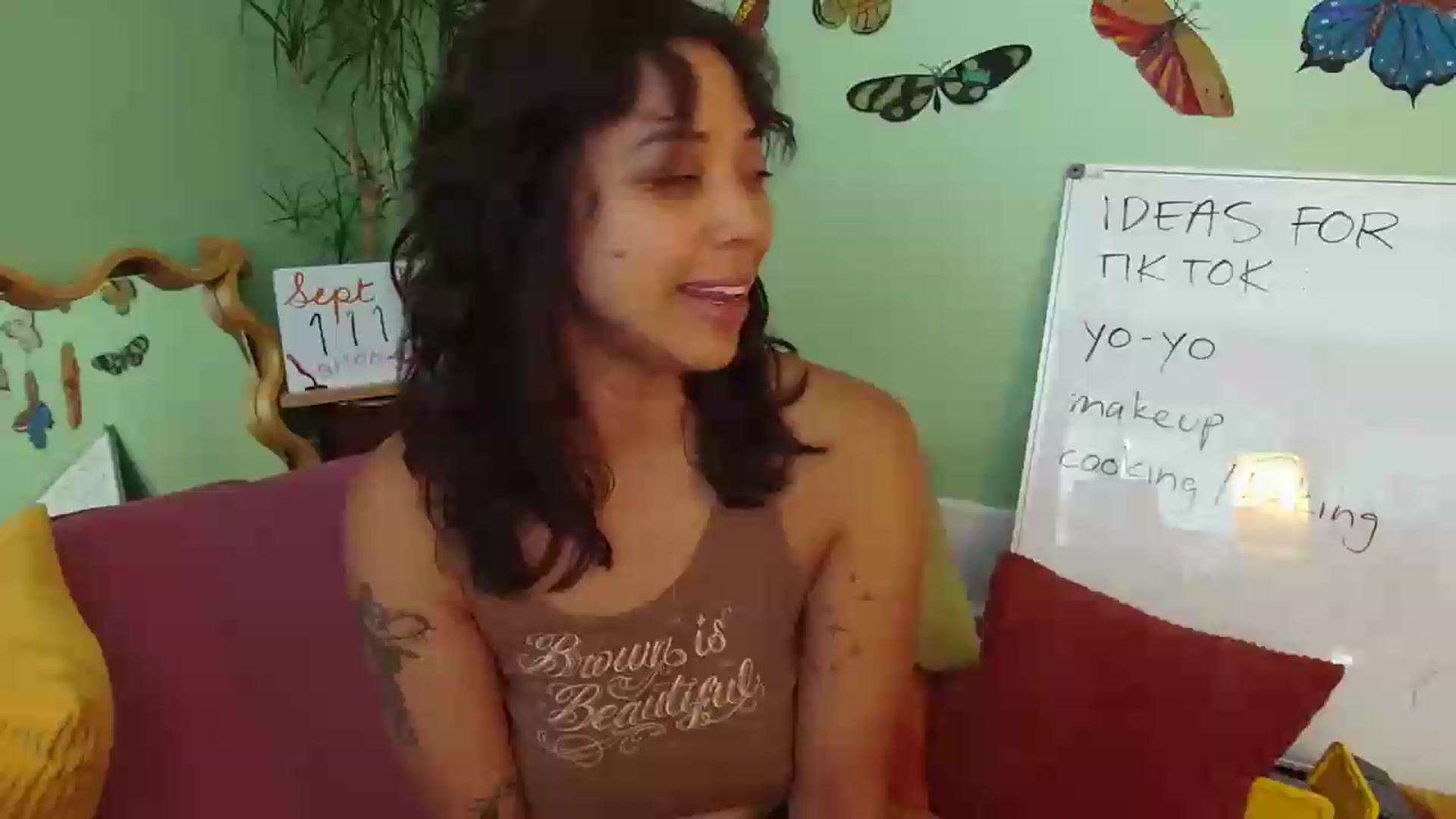 Gallery image thumbnail from KissingHigh's myfreecams stream on, 09/06/2026, 17:14 image 4 of 20