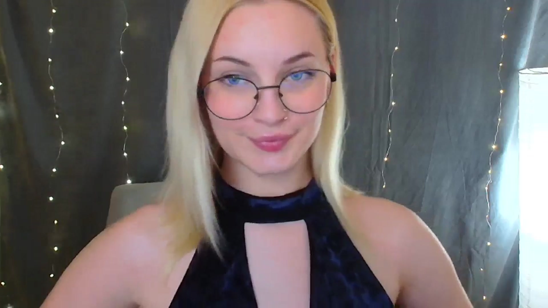 Gallery image thumbnail from Kissismimy's myfreecams stream on, 07/06/2024, 10:35 image 4 of 20