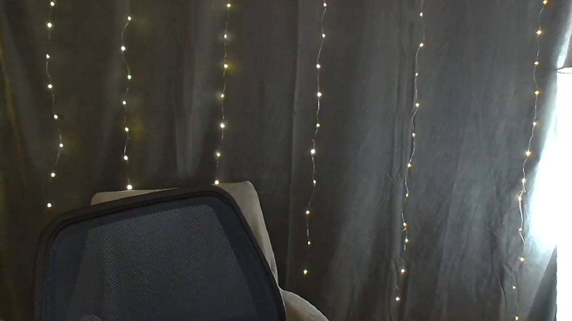 Gallery image thumbnail from Kissismimy's myfreecams stream on, 07/11/2024, 13:35 image 6 of 20