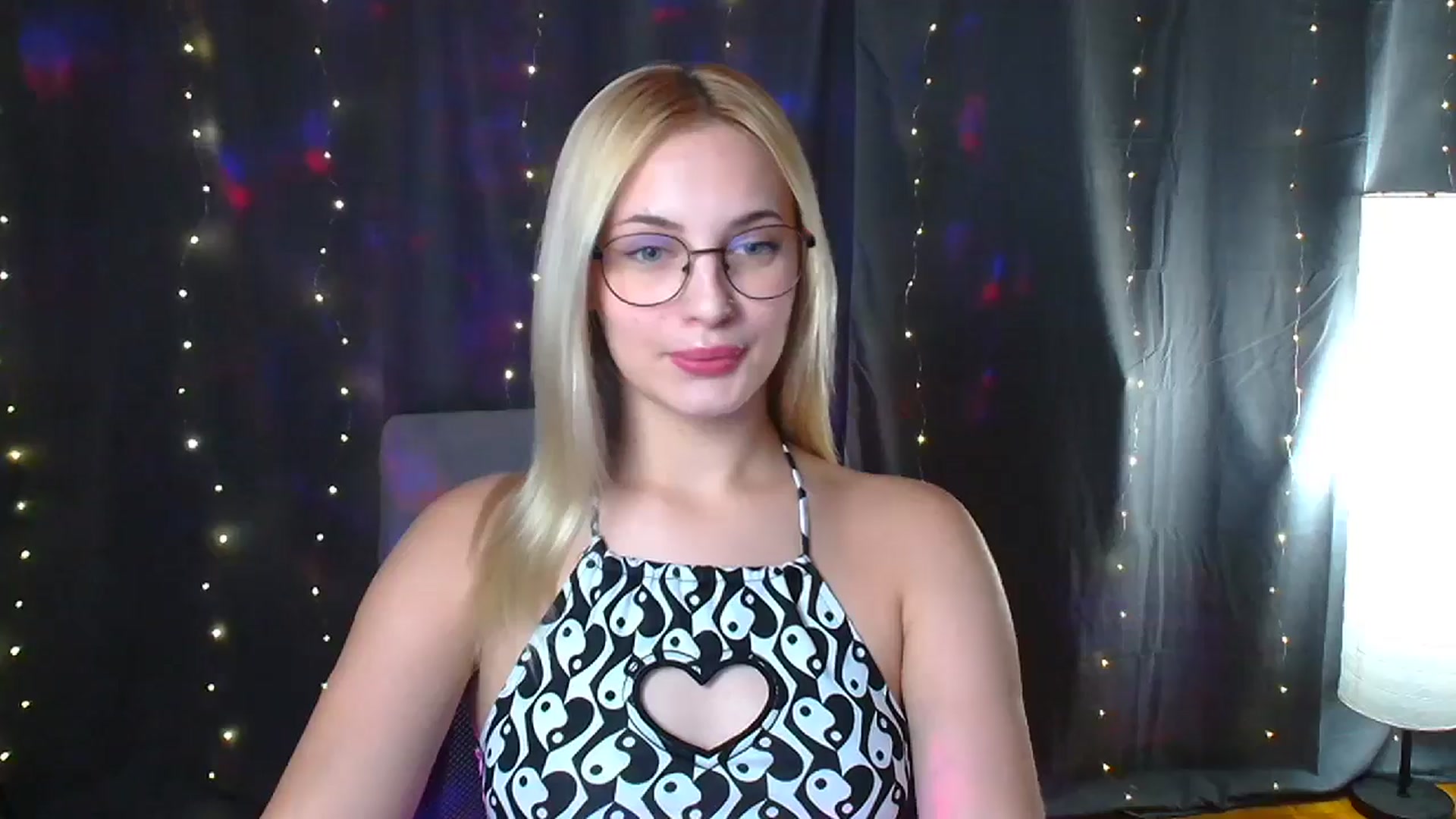 Gallery image thumbnail from Kissismimy's myfreecams stream on, 08/05/2024, 16:52 image 20 of 20