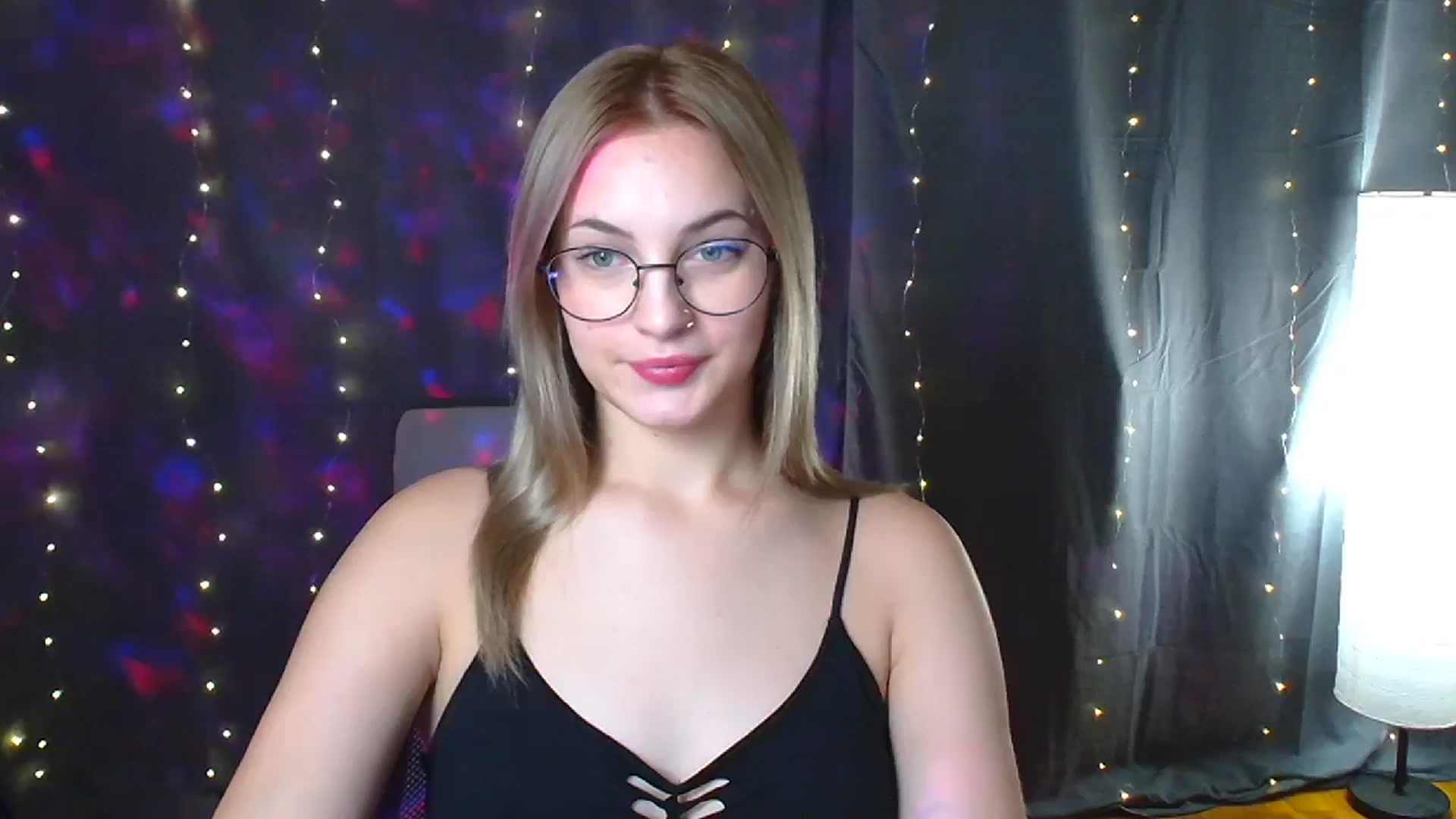 Gallery image thumbnail from Kissismimy's myfreecams stream on, 08/10/2024, 13:17 image 3 of 20