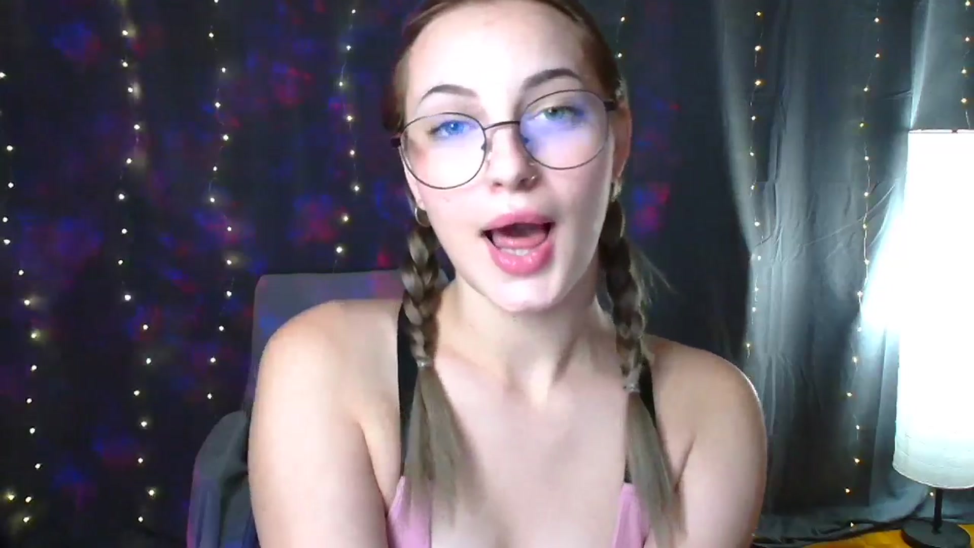 Gallery image thumbnail from Kissismimy's myfreecams stream on, 08/13/2024, 11:17 image 15 of 20