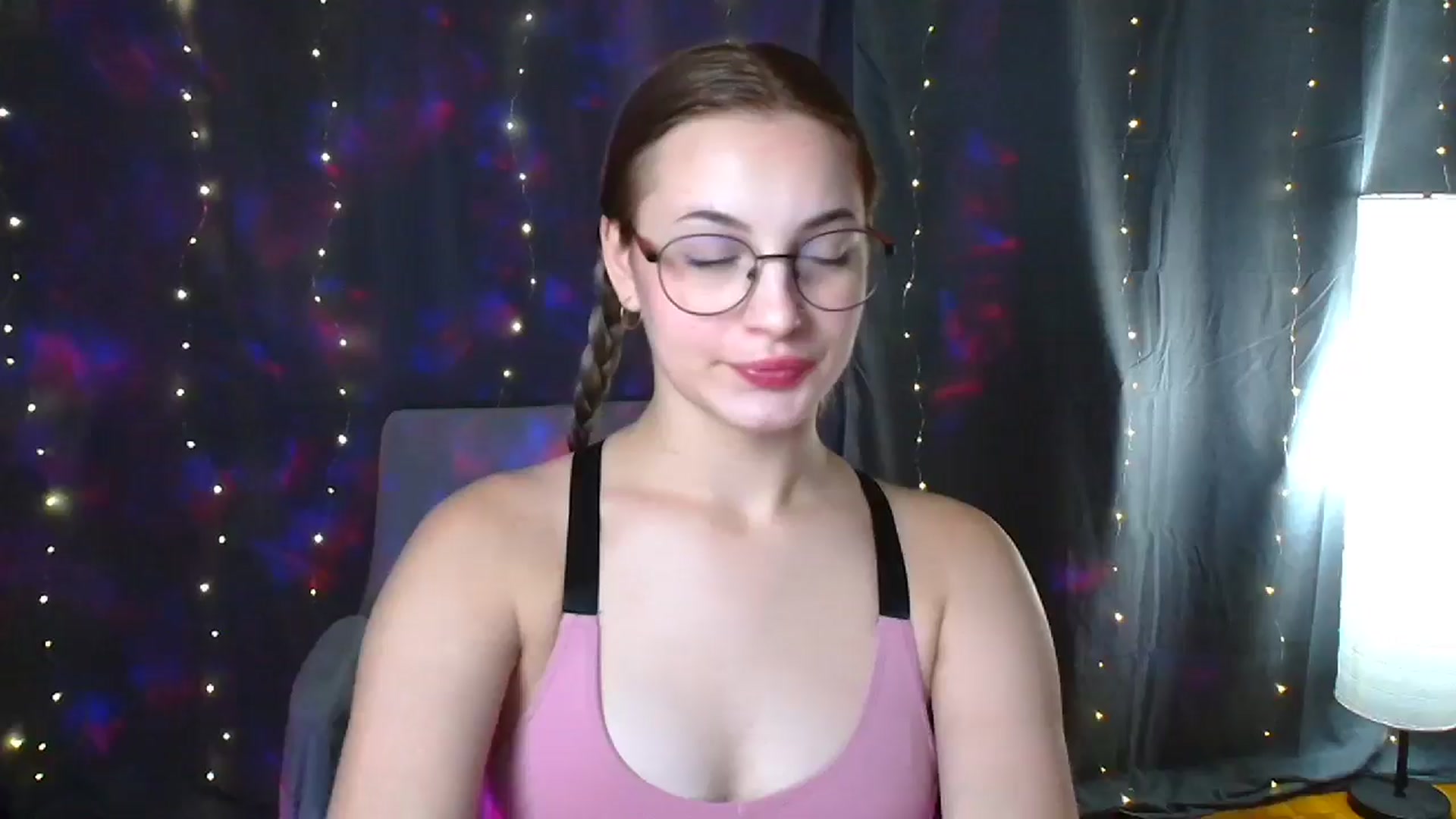 Gallery image thumbnail from Kissismimy's myfreecams stream on, 08/13/2024, 11:17 image 1 of 20