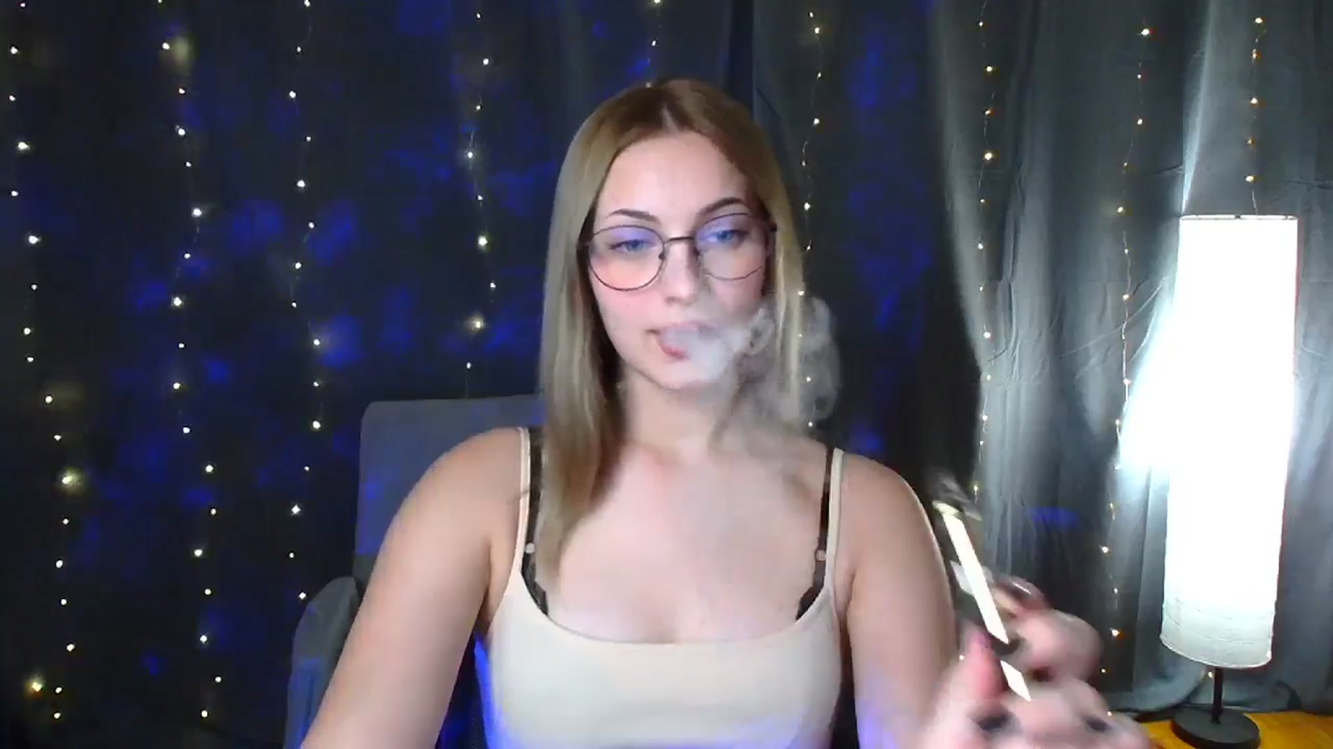 Gallery image thumbnail from Kissismimy's myfreecams stream on, 08/20/2024, 09:18 image 10 of 20