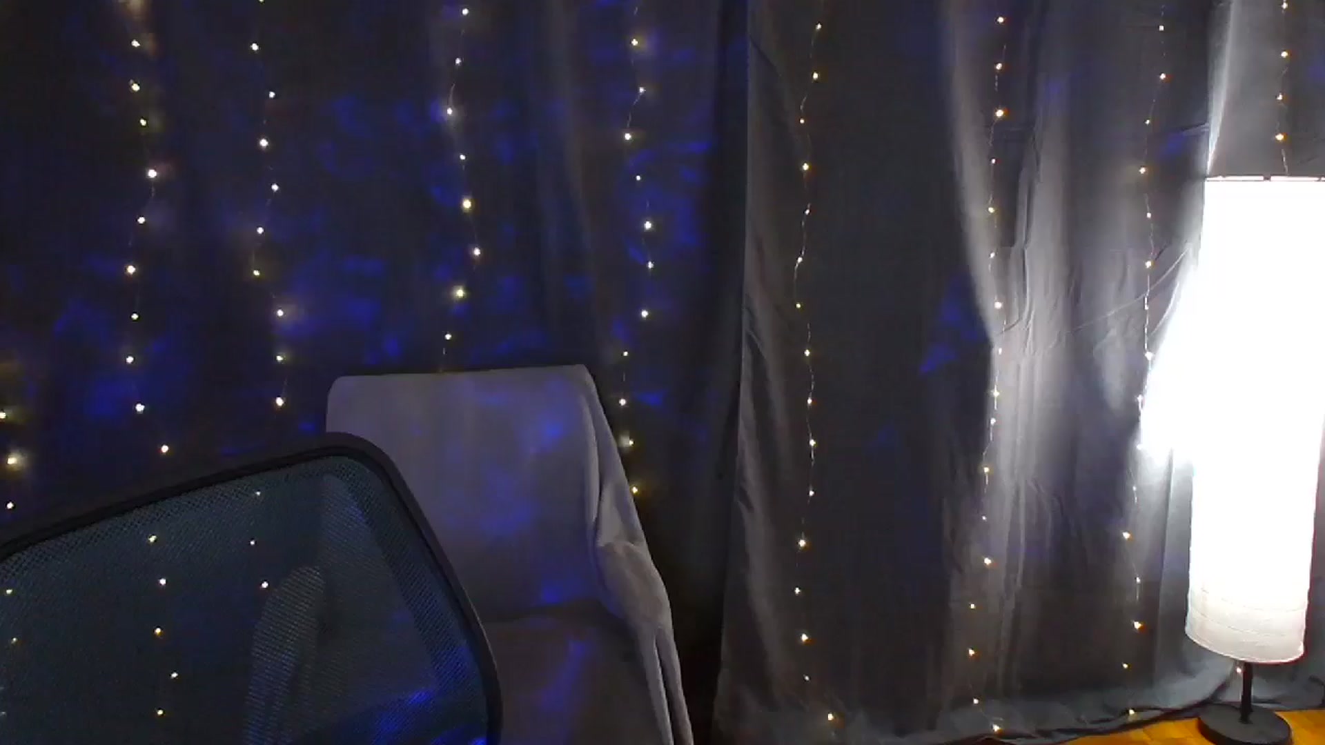 Gallery image thumbnail from Kissismimy's myfreecams stream on, 08/21/2024, 17:48 image 11 of 20