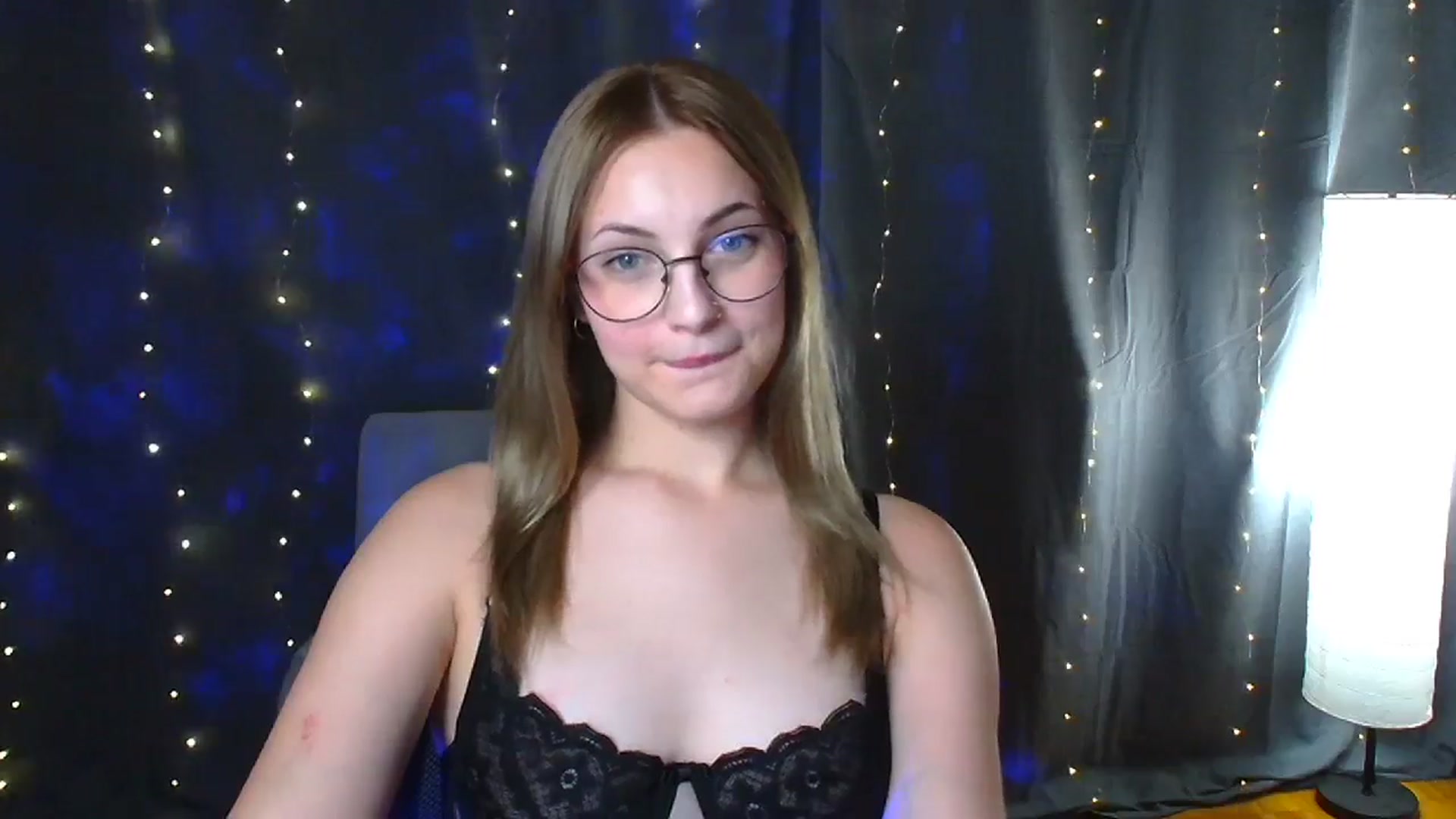 Gallery image thumbnail from Kissismimy's myfreecams stream on, 08/21/2024, 17:48 image 19 of 20