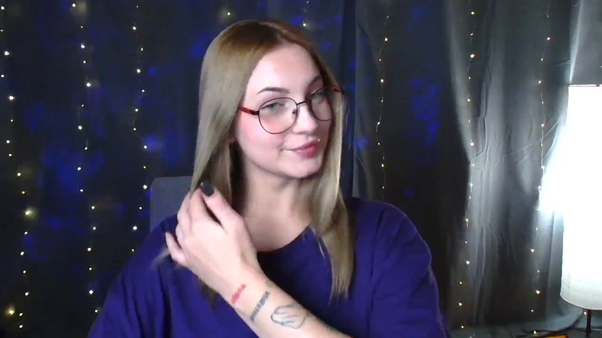 Gallery image thumbnail from Kissismimy's myfreecams stream on, 08/24/2024, 10:06 image 10 of 20