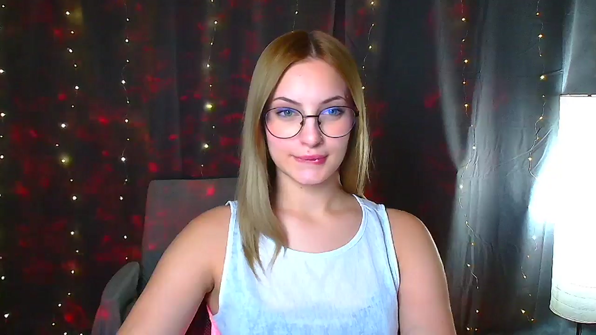 Gallery image thumbnail from Kissismimy's myfreecams stream on, 09/05/2024, 11:09 image 3 of 20