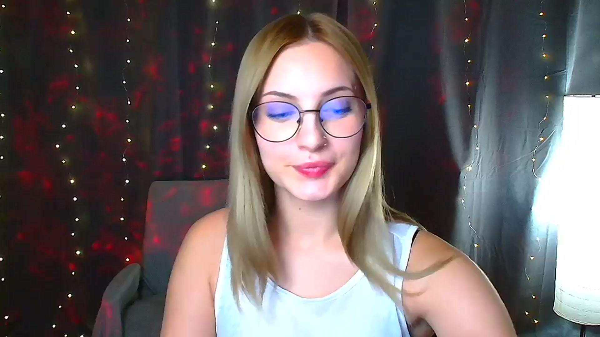 Gallery image thumbnail from Kissismimy's myfreecams stream on, 09/05/2024, 11:09 image 1 of 20