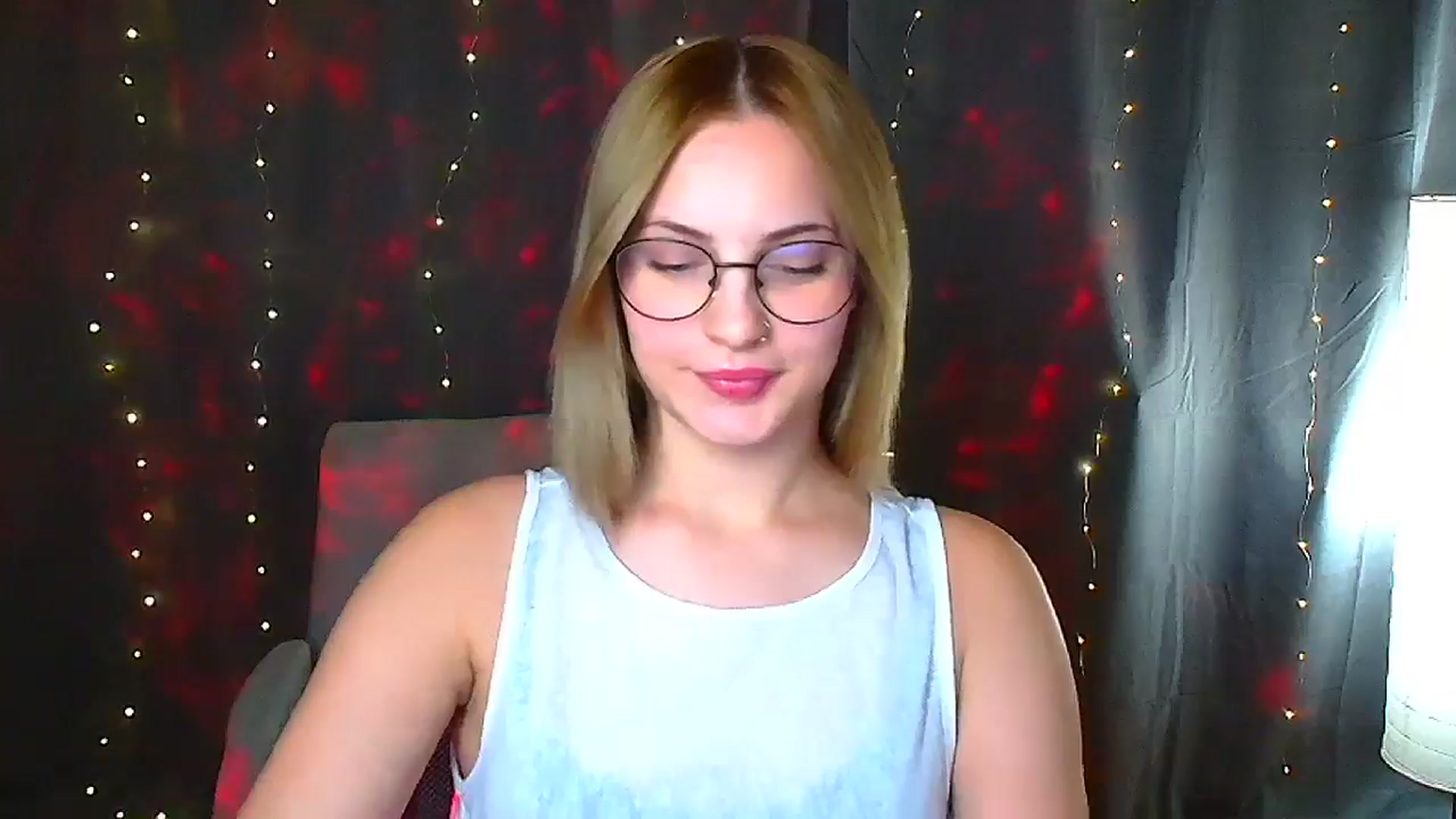 Gallery image thumbnail from Kissismimy's myfreecams stream on, 09/09/2024, 13:51 image 4 of 20