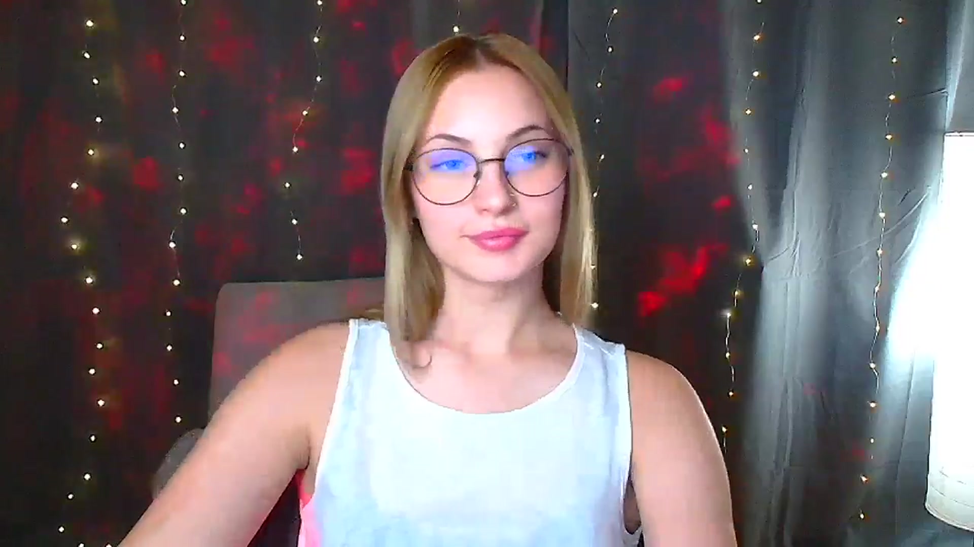 Gallery image thumbnail from Kissismimy's myfreecams stream on, 09/09/2024, 14:27 image 3 of 20