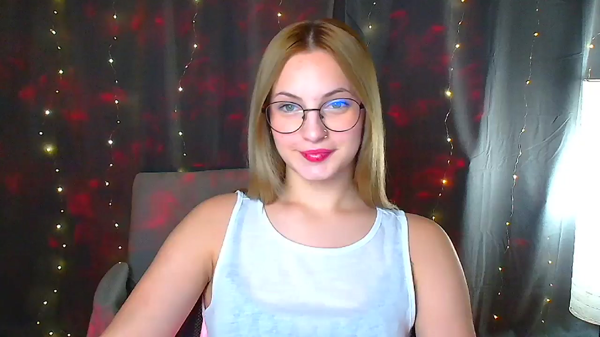 Gallery image thumbnail from Kissismimy's myfreecams stream on, 09/12/2024, 09:42 image 5 of 20